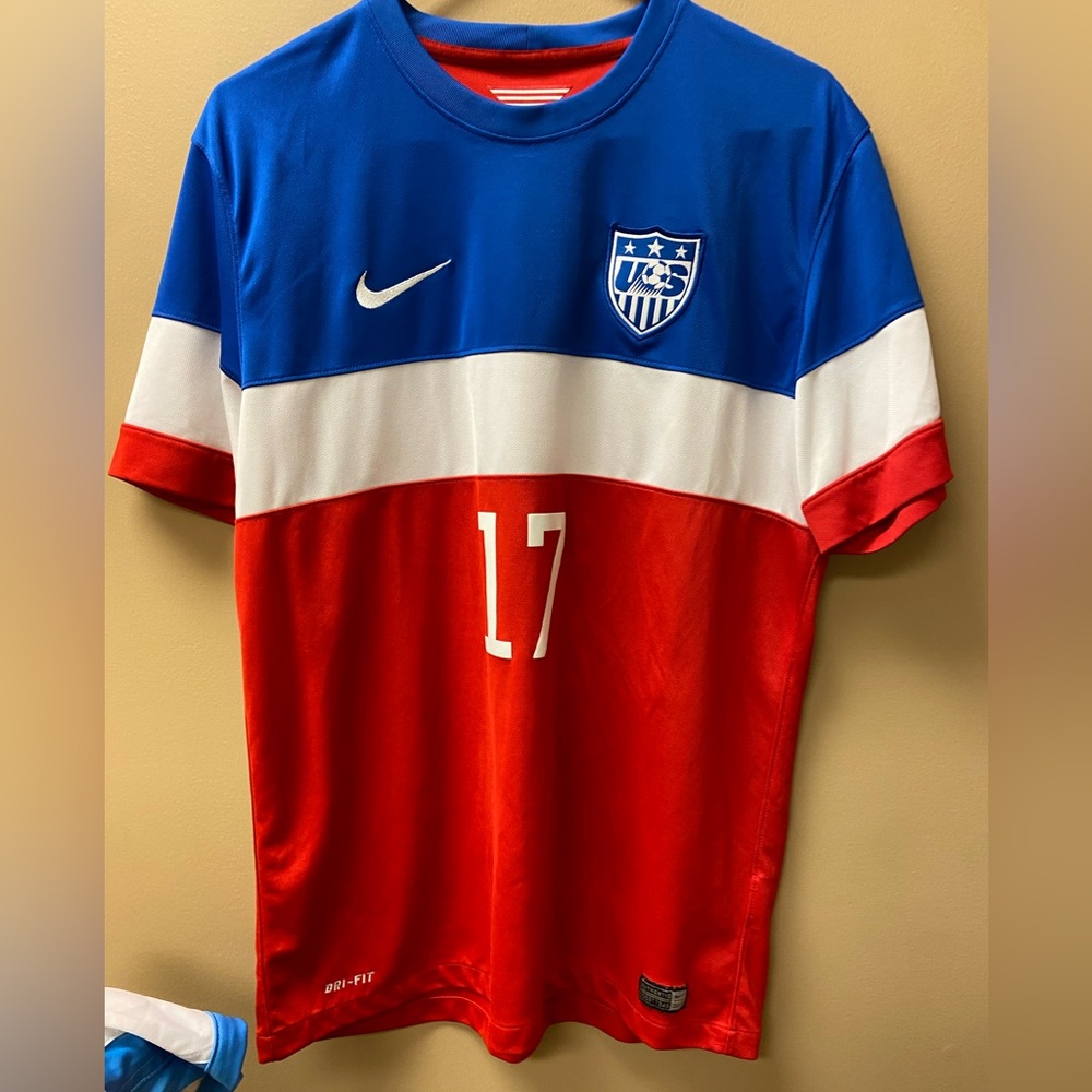 Nike Authentic Red Jersey Altidore Soccer US